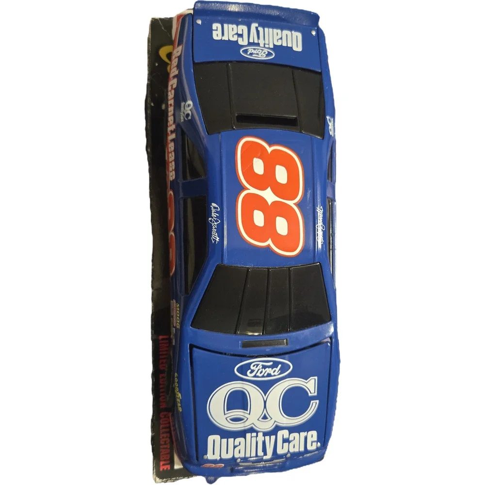 Dale Jarrett #88 Ford Quality Care 1996 Winston Cup Bank 1:24 Ltd Ed